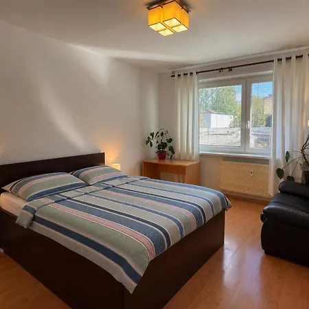 Magenta Apartment *
