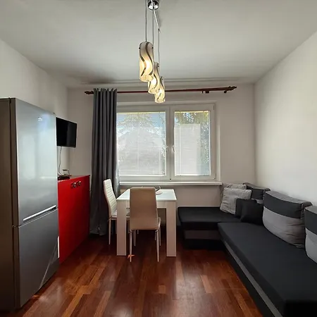 Magenta Apartment *